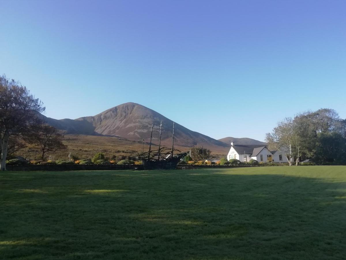 Pier Road Cottage, Croagh Patrick Westport Exterior foto